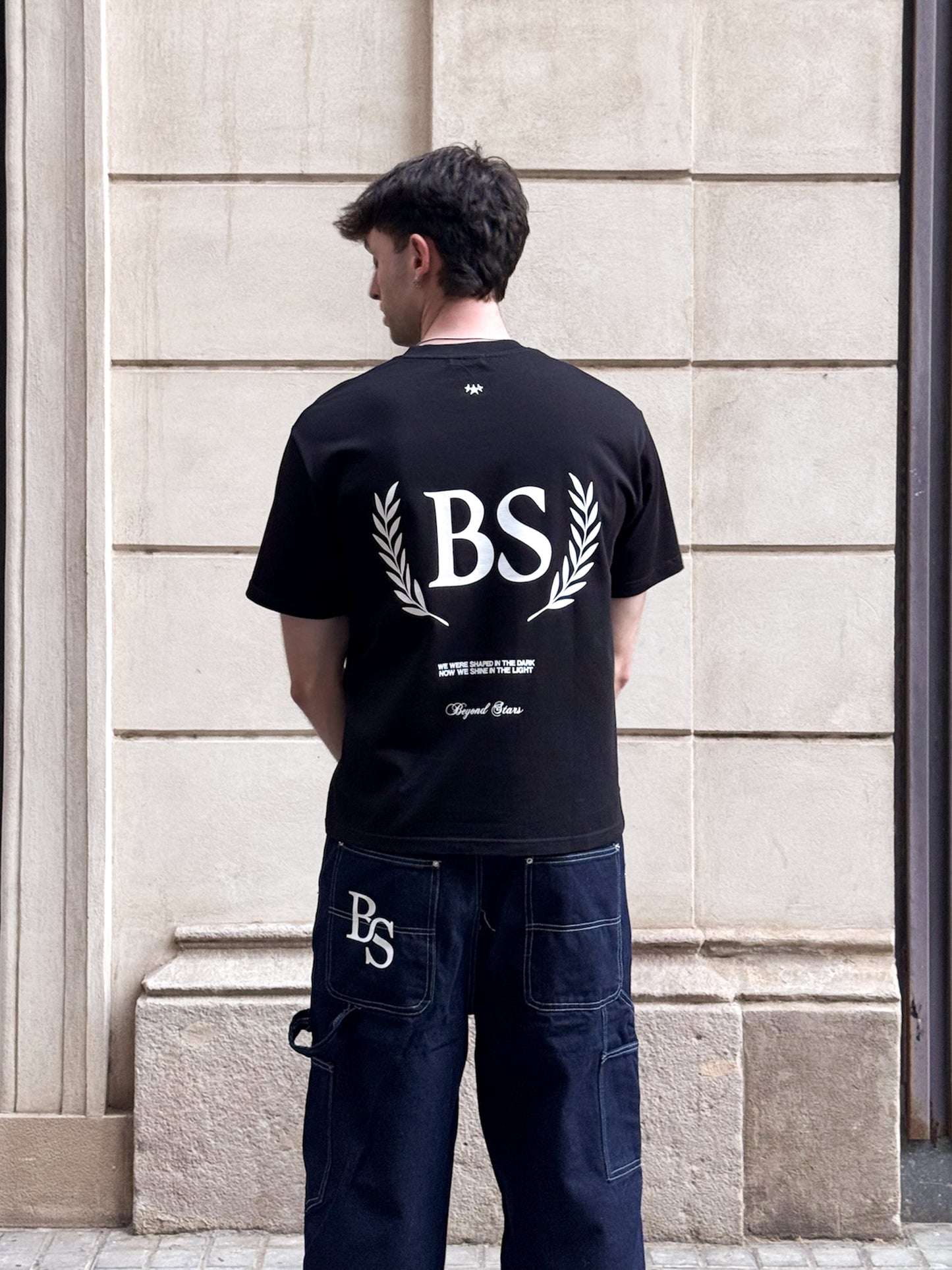 CROWN BLACK TEE
