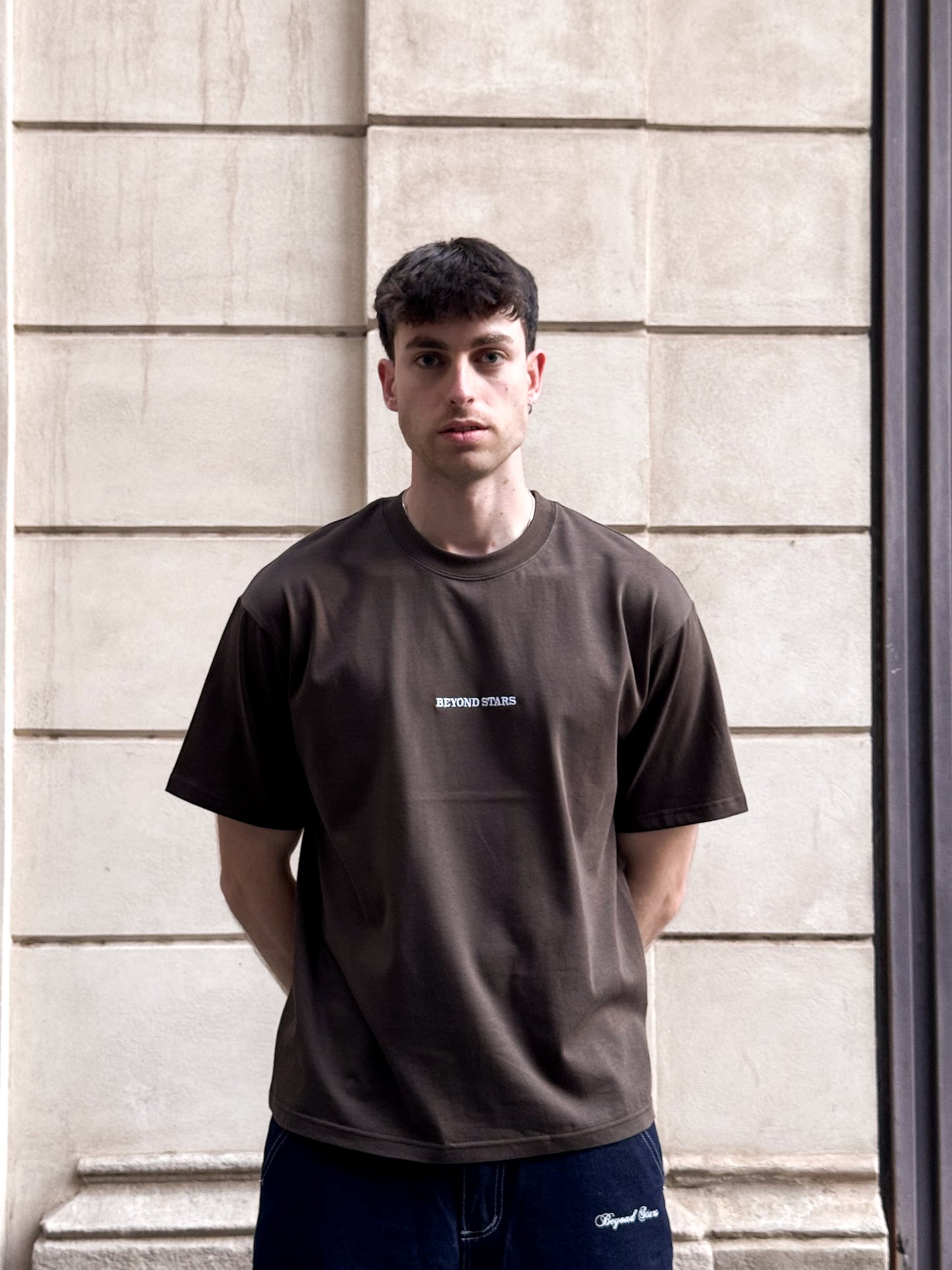 VICTORY BROWN TEE