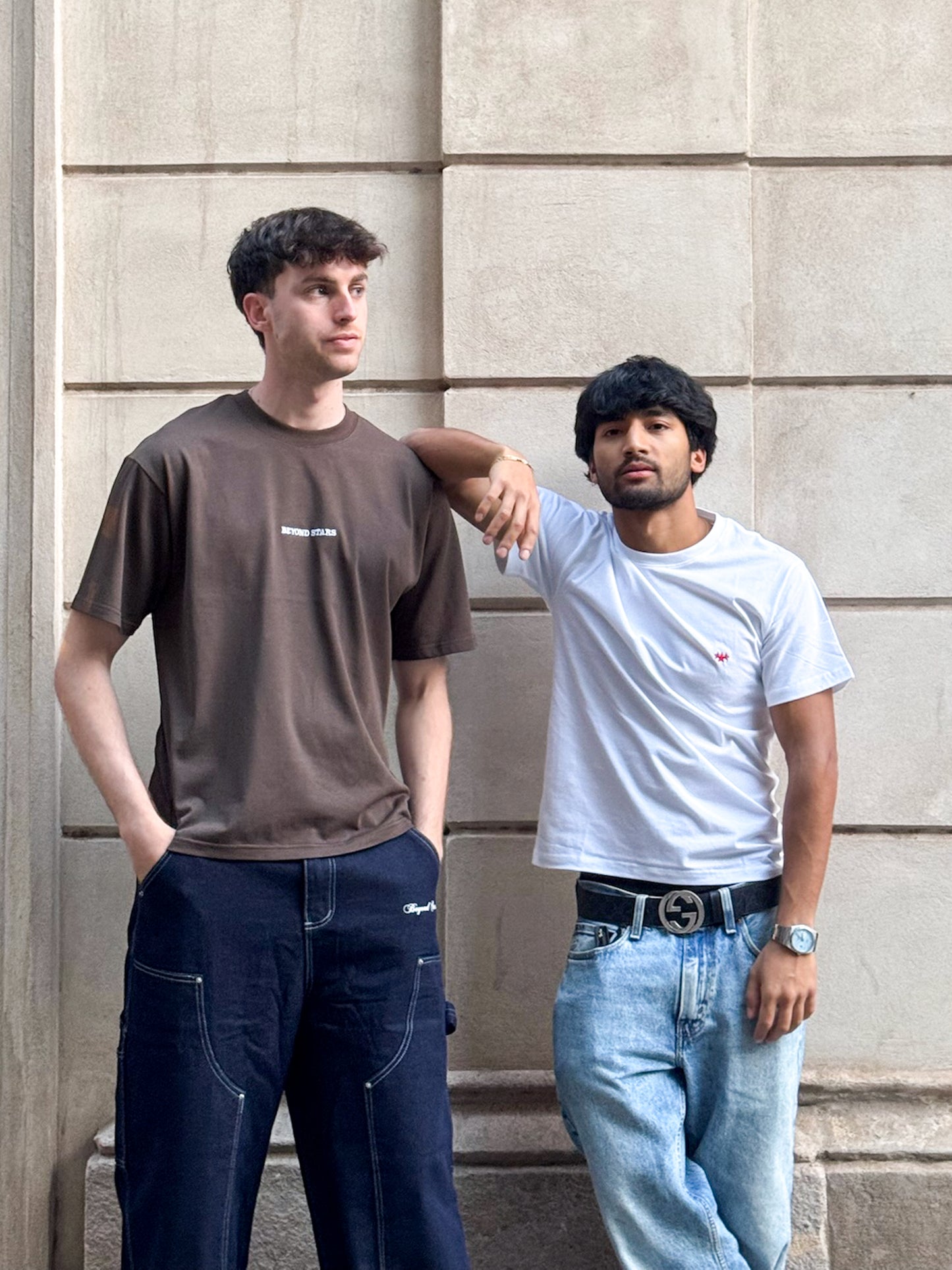 STARS FITTED WHITE TEE